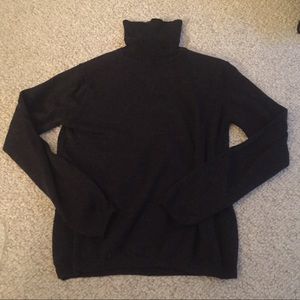 100% Fine Italian Merino Wool Turtleneck